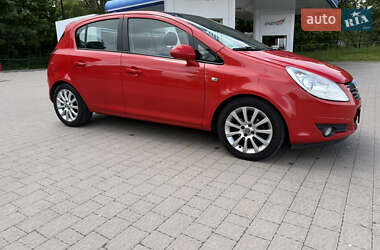 Хэтчбек Opel Corsa 2008 в 