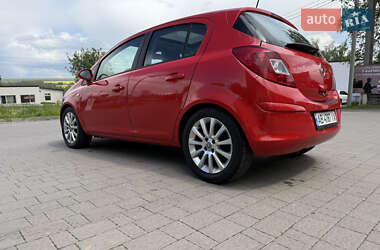 Хэтчбек Opel Corsa 2008 в 