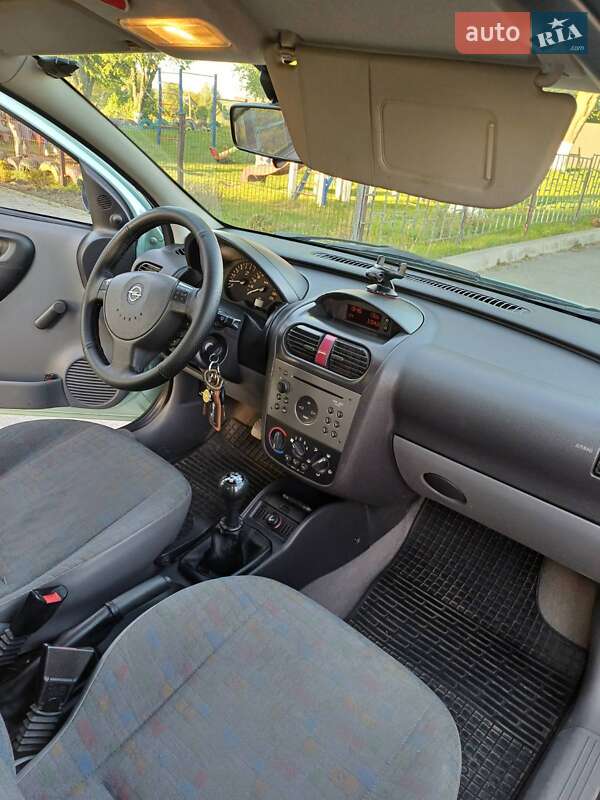 Хэтчбек Opel Corsa 2001 в Луцке фото 5 Хэтчбек Opel Corsa 2001 в Луцке