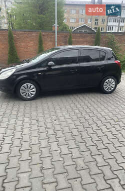 Хэтчбек Opel Corsa 2008 в 