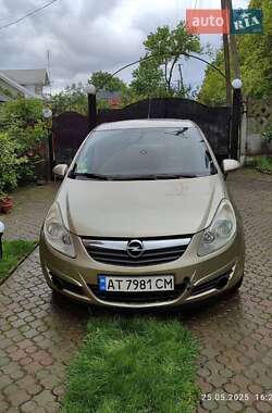 Хэтчбек Opel Corsa 2010 в Коломые