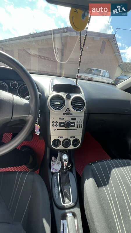 Хэтчбек Opel Corsa 2007 в Ивано-Франковске