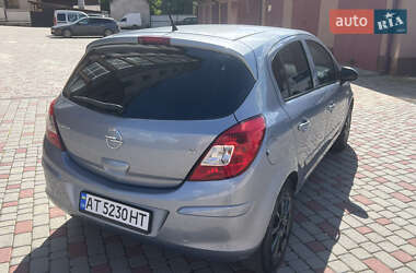 Хетчбек Opel Corsa 2007 в 
