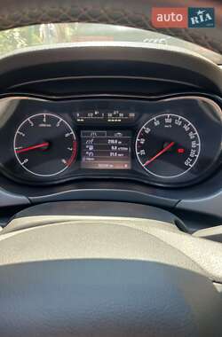 Хэтчбек Opel Corsa 2016 в 