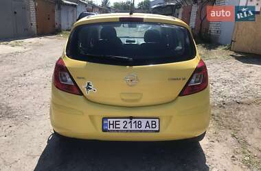 Хетчбек Opel Corsa 2007 в 