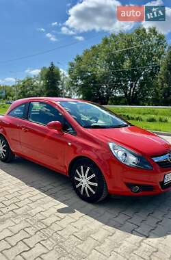 Хэтчбек Opel Corsa 2006 в 