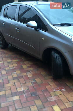 Хетчбек Opel Corsa 2006 в Тячеві