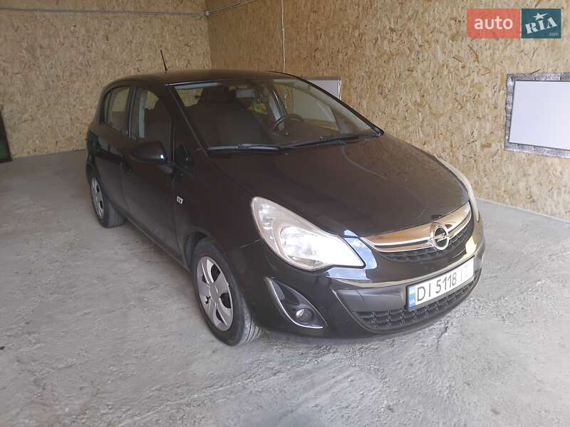 Хетчбек Opel Corsa 2013 в Ізмаїлі