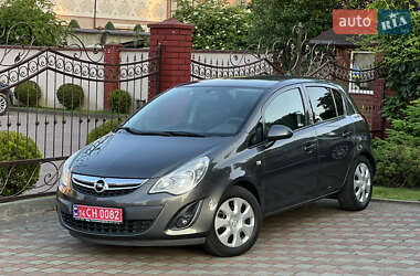 Хетчбек Opel Corsa 2012 в Стрию