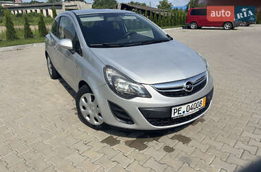 Хэтчбек Opel Corsa 2013 в 