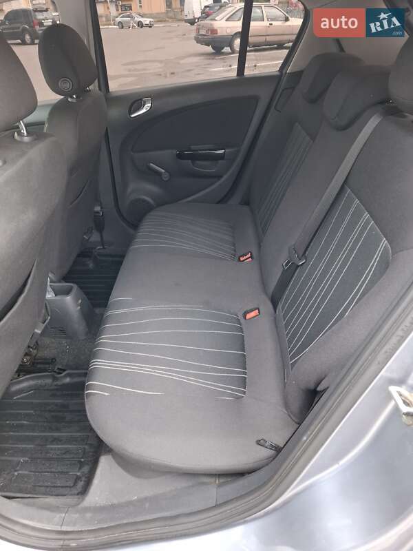 Хэтчбек Opel Corsa 2009 в Черкассах фото 3 Хэтчбек Opel Corsa 2009 в Черкассах