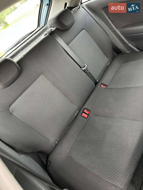 Хэтчбек Opel Corsa 2008 в Днепре