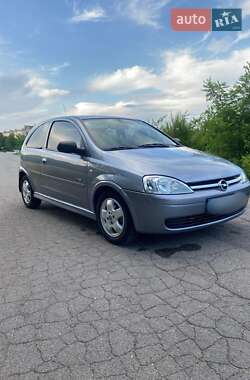 Хэтчбек Opel Corsa 2003 в Желтых Водах