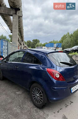 Хэтчбек Opel Corsa 2008 в 