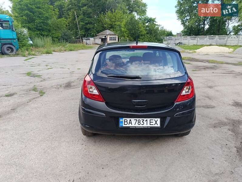 Хэтчбек Opel Corsa 2008 в Кременчуге
