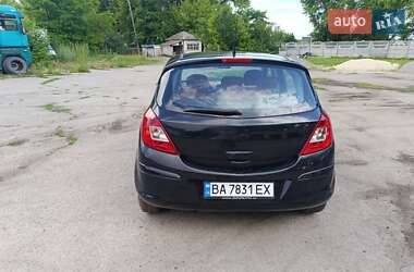 Хэтчбек Opel Corsa 2008 в 