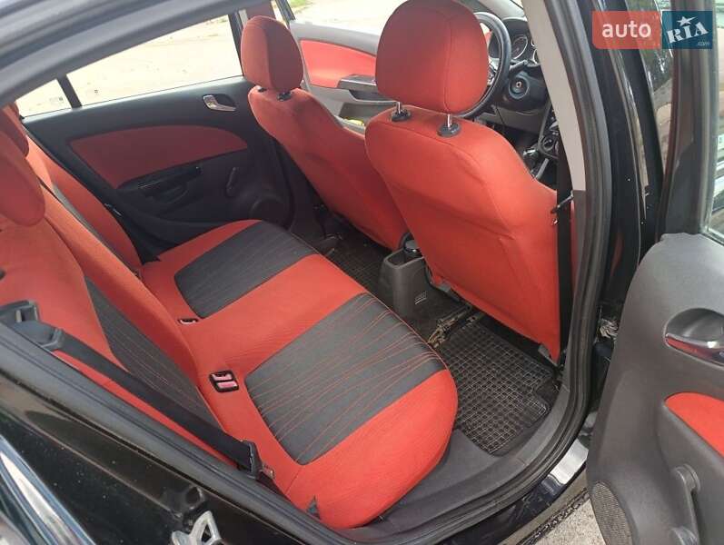 Хэтчбек Opel Corsa 2008 в Кременчуге