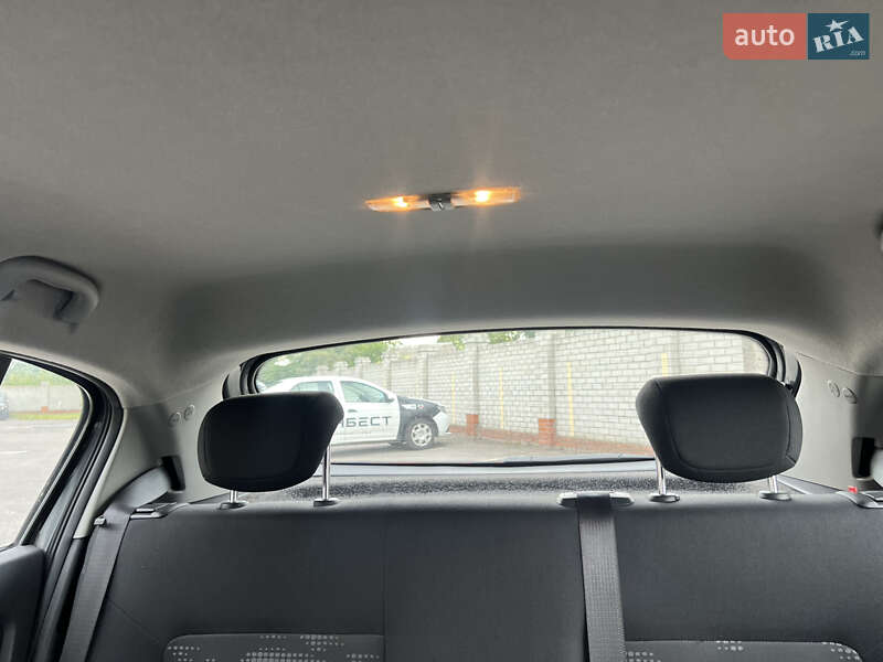Хэтчбек Opel Corsa 2013 в Сумах