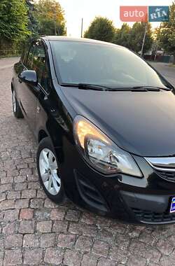 Хэтчбек Opel Corsa 2014 в 