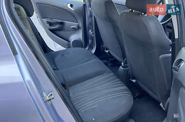 Хэтчбек Opel Corsa 2007 в 