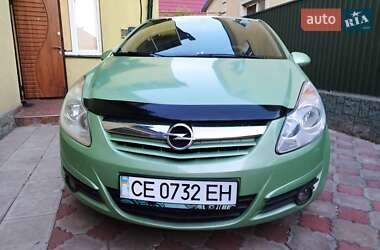 Хэтчбек Opel Corsa 2009 в 