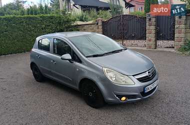 Хэтчбек Opel Corsa 2007 в 