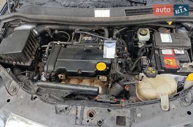 Хэтчбек Opel Corsa 2007 в 