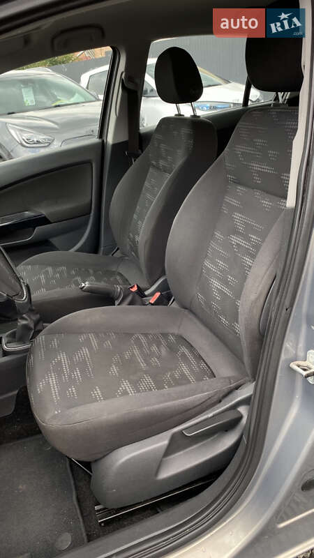 Хэтчбек Opel Corsa 2011 в Луцке