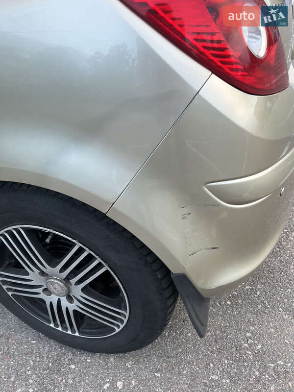 Хэтчбек Opel Corsa 2008 в Кропивницком