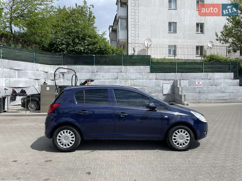 Хэтчбек Opel Corsa 2009 в Боярке фото 2 Хэтчбек Opel Corsa 2009 в Боярке