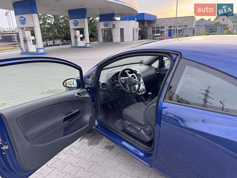 Хетчбек Opel Corsa 2009 в Хмельницькому