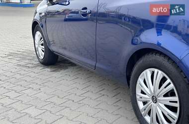 Хэтчбек Opel Corsa 2009 в 