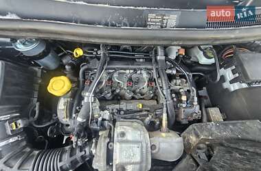 Хэтчбек Opel Corsa 2011 в 