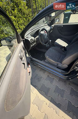 Хэтчбек Opel Corsa 2001 в 