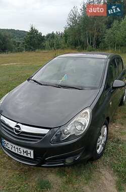 Хэтчбек Opel Corsa 2010 в Куликове