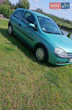 Хэтчбек Opel Corsa 2002 в 