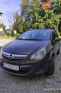 Хэтчбек Opel Corsa 2014 в Калуше