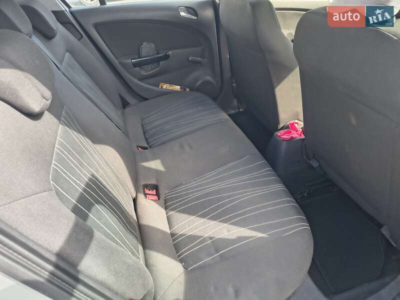 Хэтчбек Opel Corsa 2007 в Львове