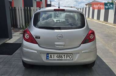 Хэтчбек Opel Corsa 2007 в 