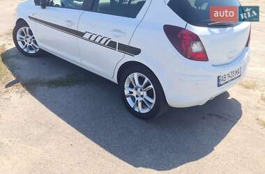 Хэтчбек Opel Corsa 2009 в 