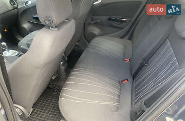 Хэтчбек Opel Corsa 2007 в 
