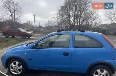 Хэтчбек Opel Corsa 2004 в 