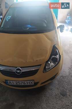 Хэтчбек Opel Corsa 2008 в 