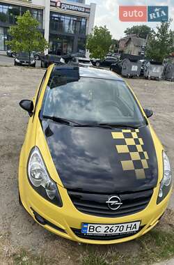 Хэтчбек Opel Corsa 2010 в 