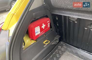 Хэтчбек Opel Corsa 2010 в 