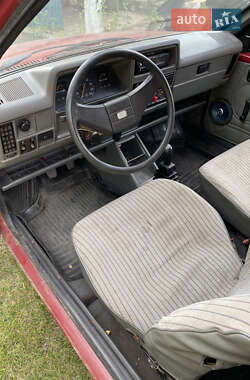Хэтчбек Opel Corsa 1985 в 