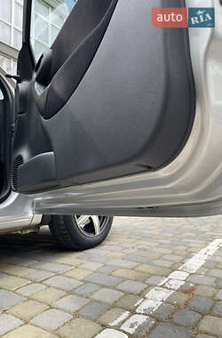 Хэтчбек Opel Corsa 2002 в 