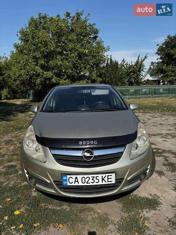 Хетчбек Opel Corsa 2007 в Смілі
