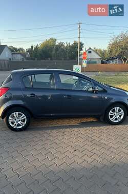 Хэтчбек Opel Corsa 2008 в 