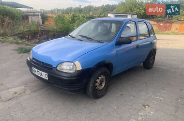Хэтчбек Opel Corsa 1993 в 